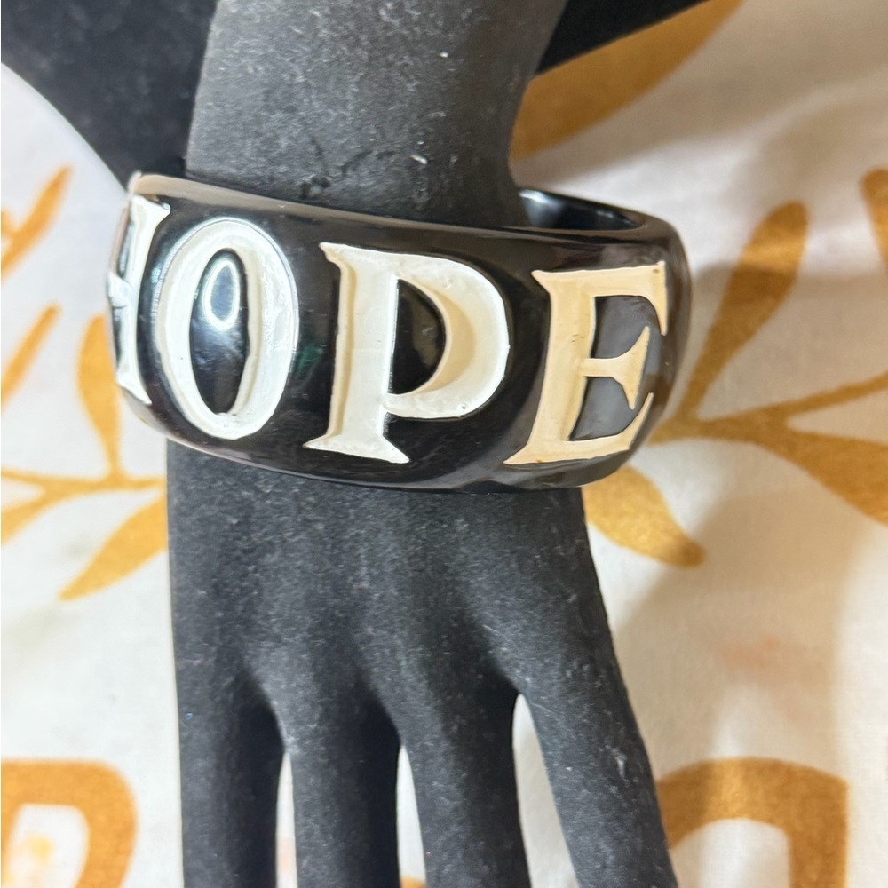 Bold Black and Silver 'HOPE' Ring - Picture 4 of 8